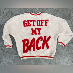 Cozy Cream V-Neck Sweater with Red Accents